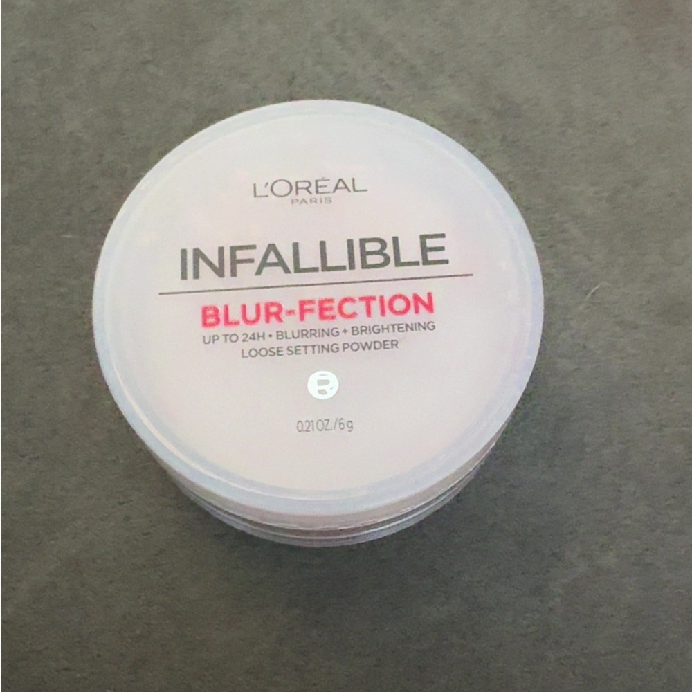 L'Oreal Medium Deep Pink Setting Powder